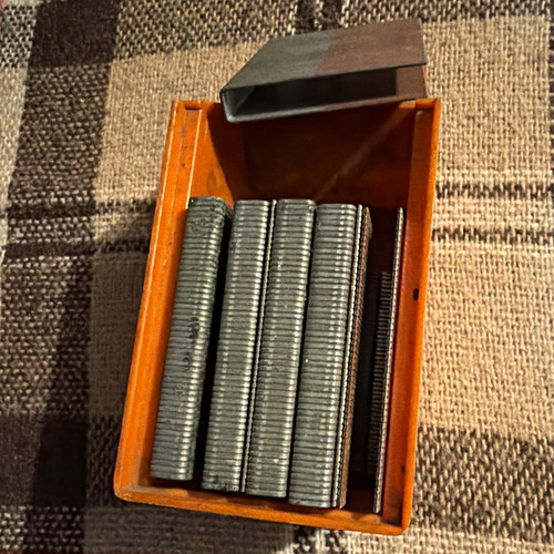 Heftklammern metall - metall, –